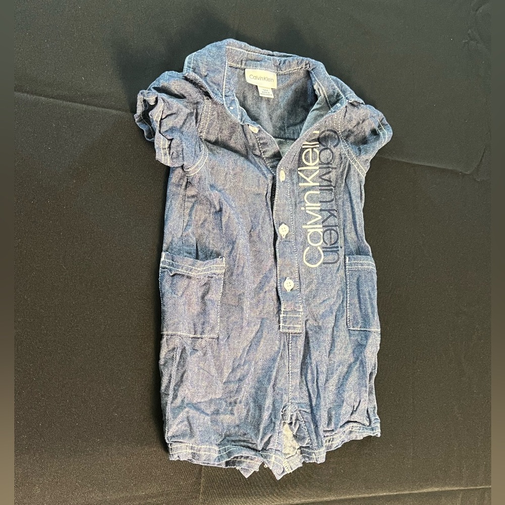 Calvin Klein shortall 12M